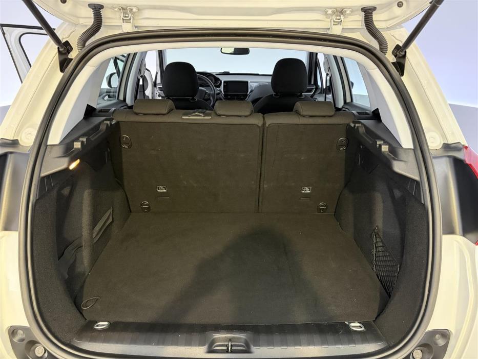 PEUGEOT 2008 2018
