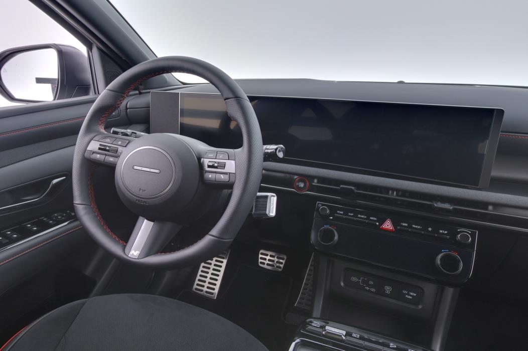 Hyundai TUCSON Hybrid 2026