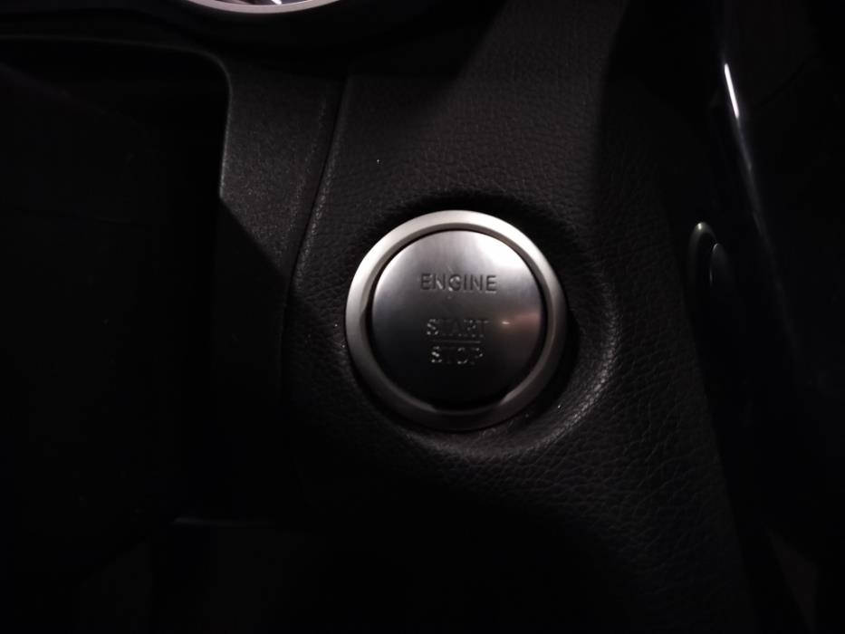 MERCEDES-BENZ C 2015