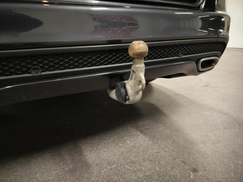 MERCEDES-BENZ C 2015