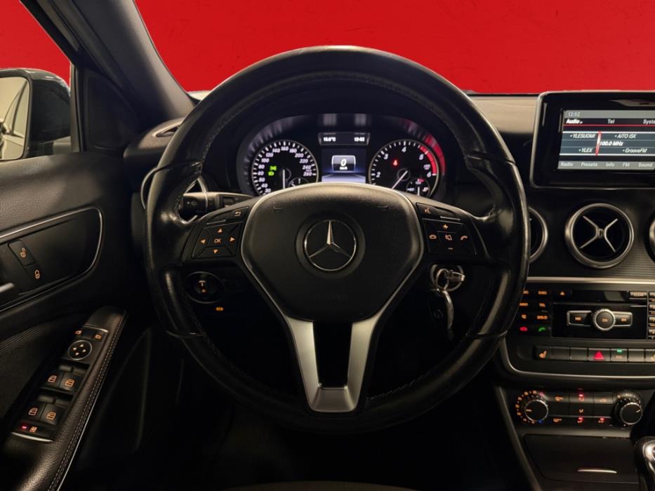 MERCEDES-BENZ A 2014