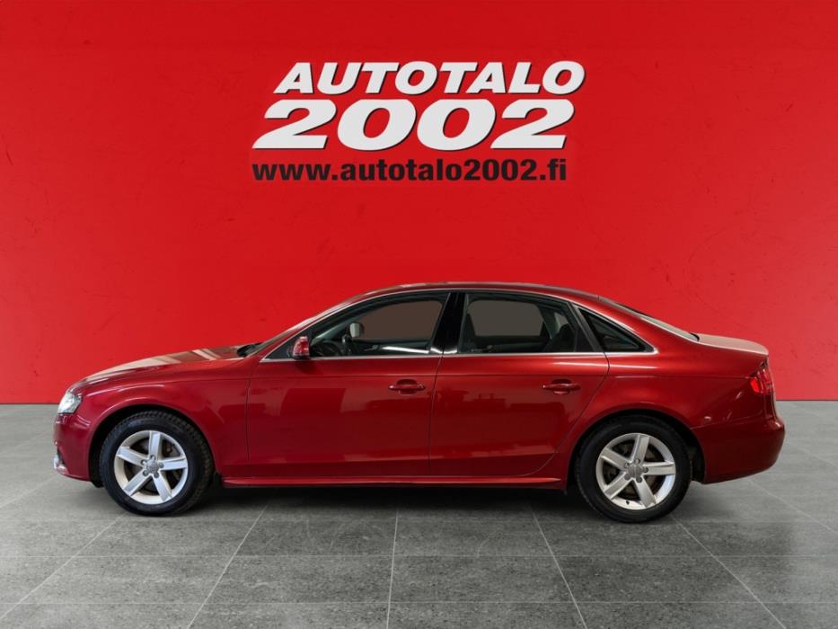 AUDI A4 2011
