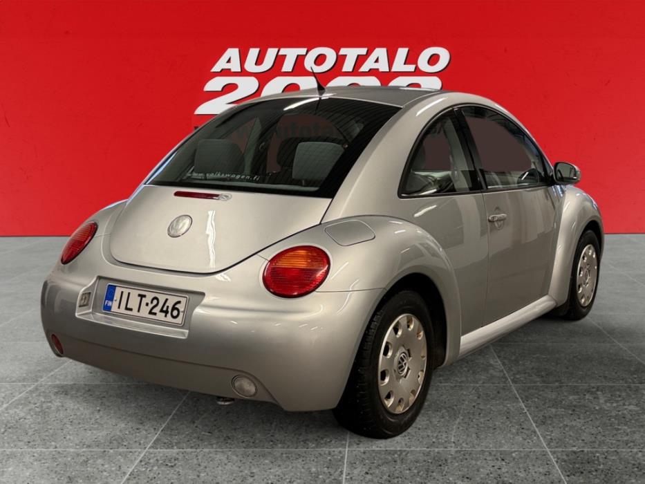 VOLKSWAGEN New Beetle 2005