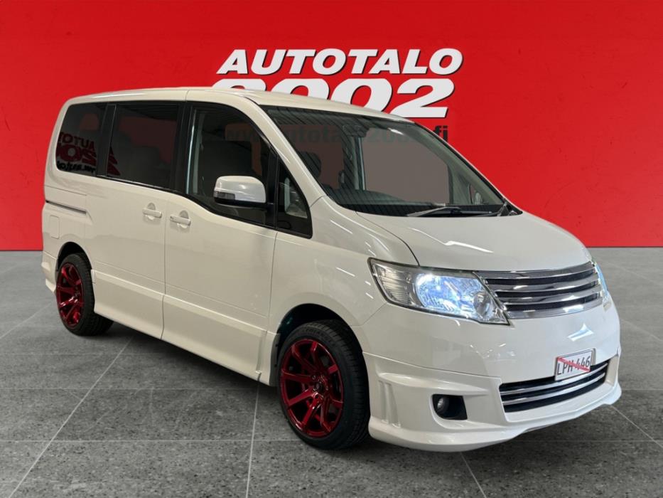 NISSAN Serena 2008
