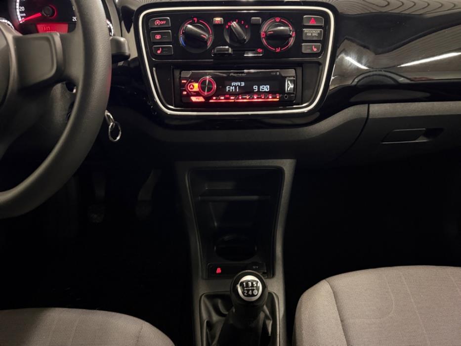 VOLKSWAGEN UP! 2013
