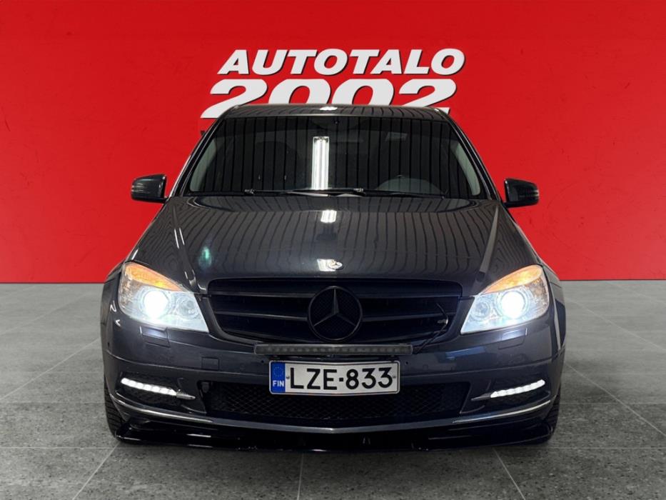 MERCEDES-BENZ C 2010