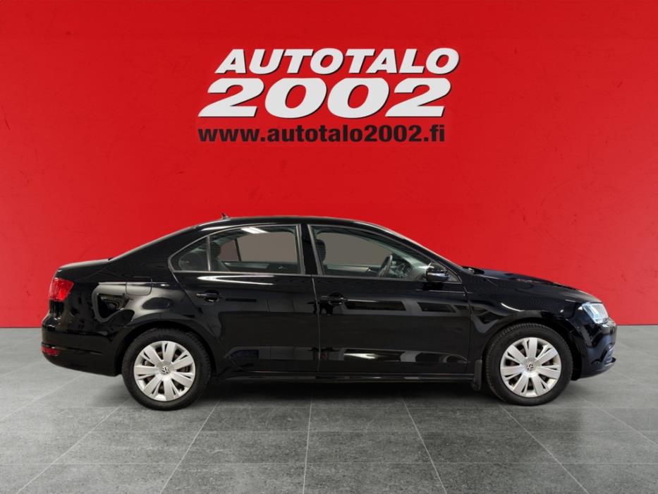 VOLKSWAGEN Jetta 2011