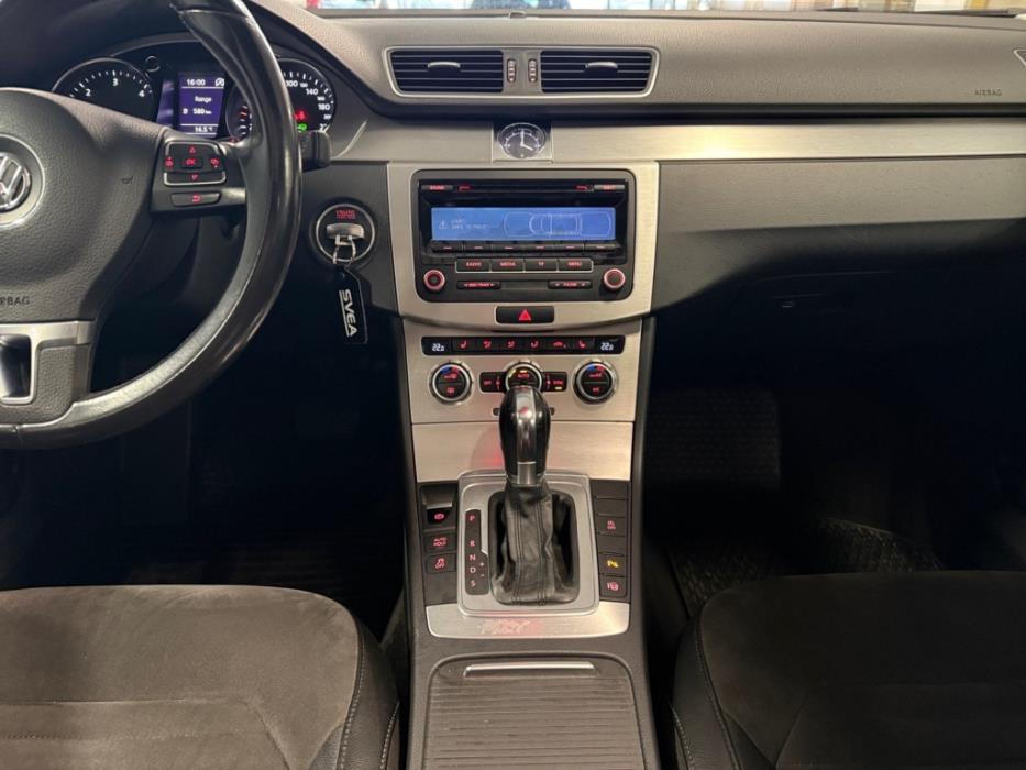 VOLKSWAGEN Passat 2013