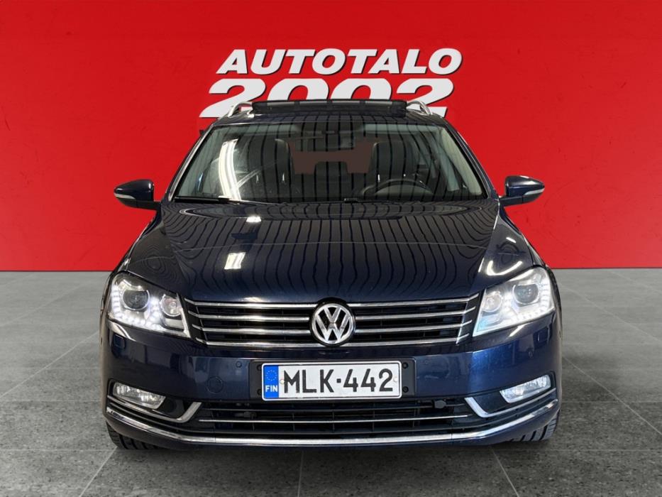 VOLKSWAGEN Passat 2013