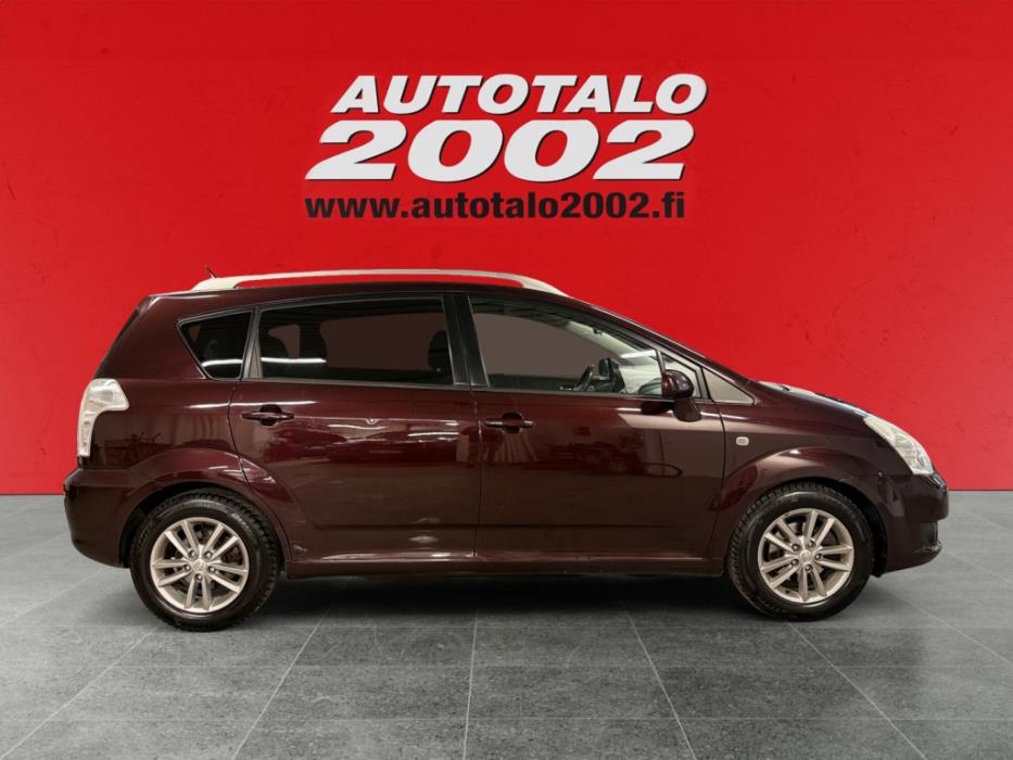 TOYOTA Corolla Verso 2008