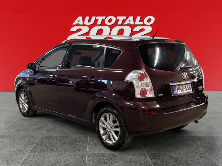 TOYOTA Corolla Verso 2008