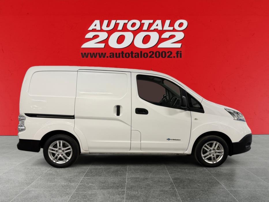 NISSAN e-NV200 2019