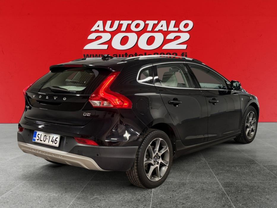 VOLVO V40 Cross Country 2015