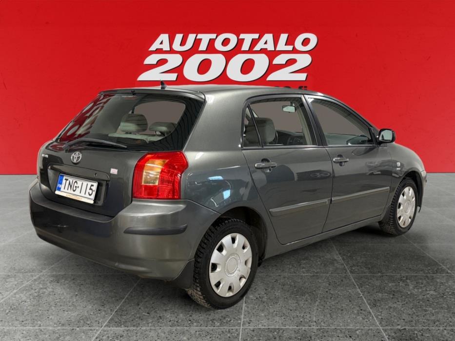 TOYOTA Corolla 2004