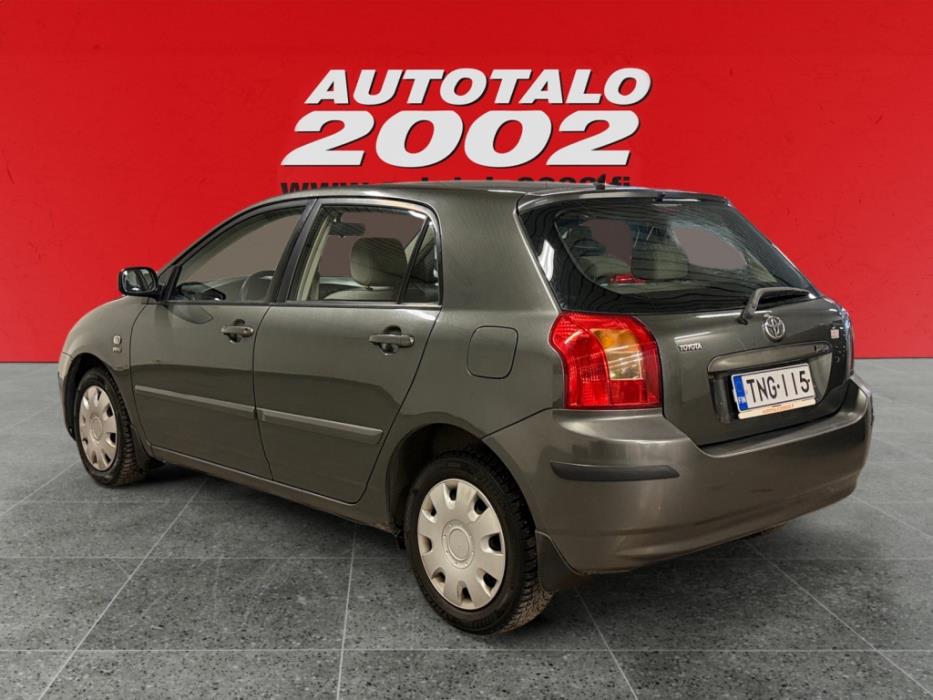 TOYOTA Corolla 2004