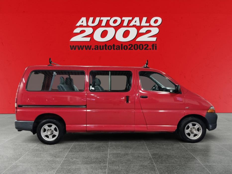 TOYOTA Hiace 2006