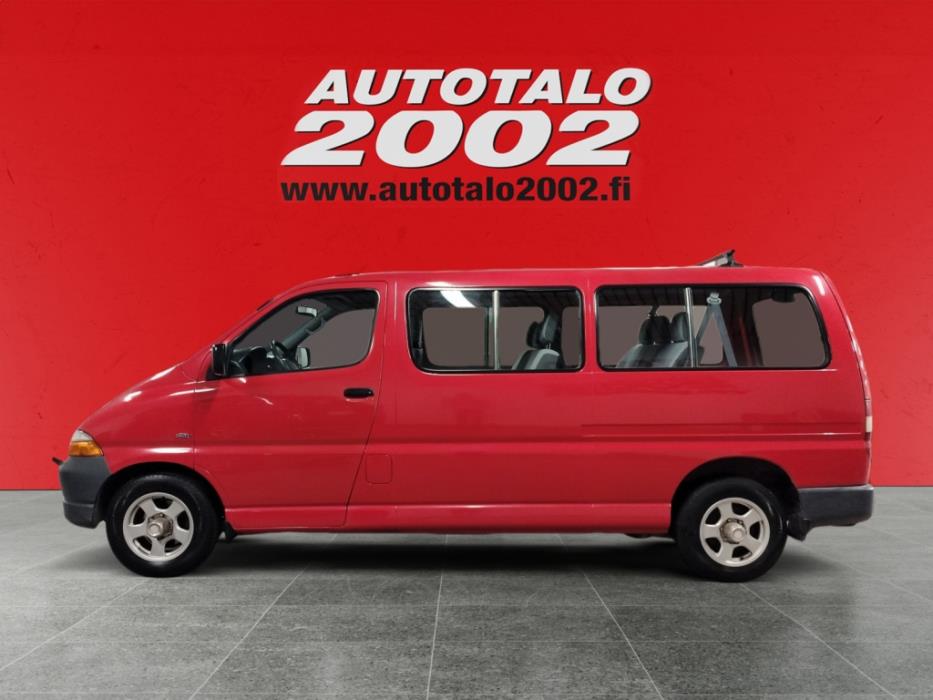 TOYOTA Hiace 2006