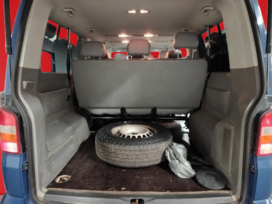 VOLKSWAGEN Caravelle 2009