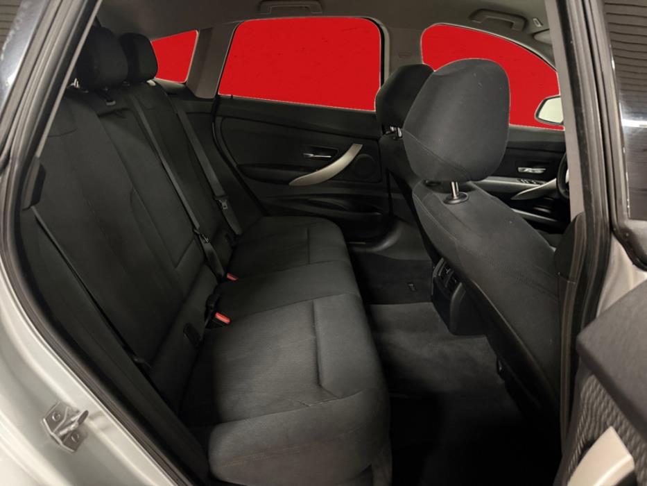 BMW 318 Gran Turismo 2014