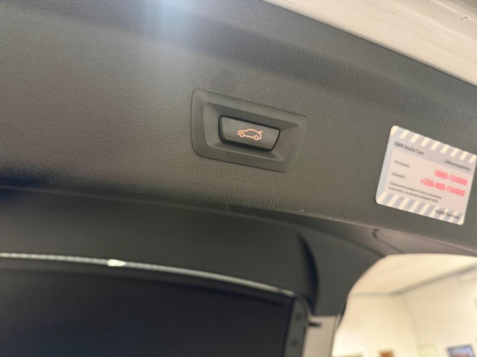 BMW 318 Gran Turismo 2014