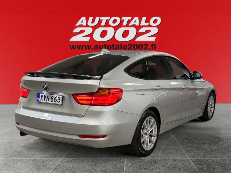 BMW 318 Gran Turismo 2014