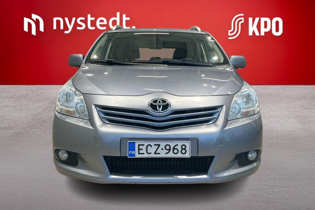 TOYOTA Verso 2009