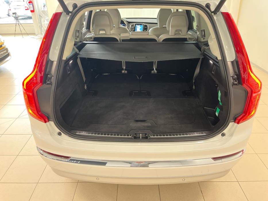 VOLVO XC90 2022
