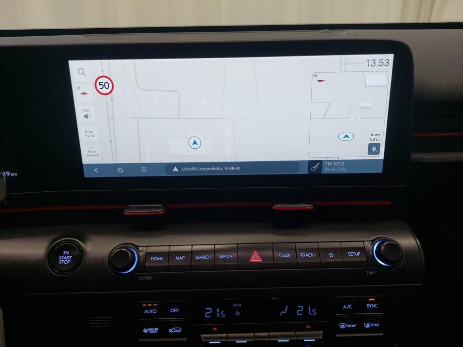 HYUNDAI KONA ELECTRIC 2025