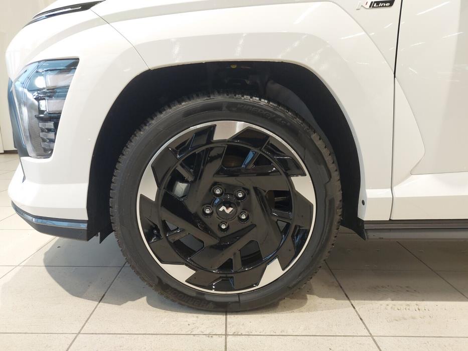 HYUNDAI KONA ELECTRIC 2025