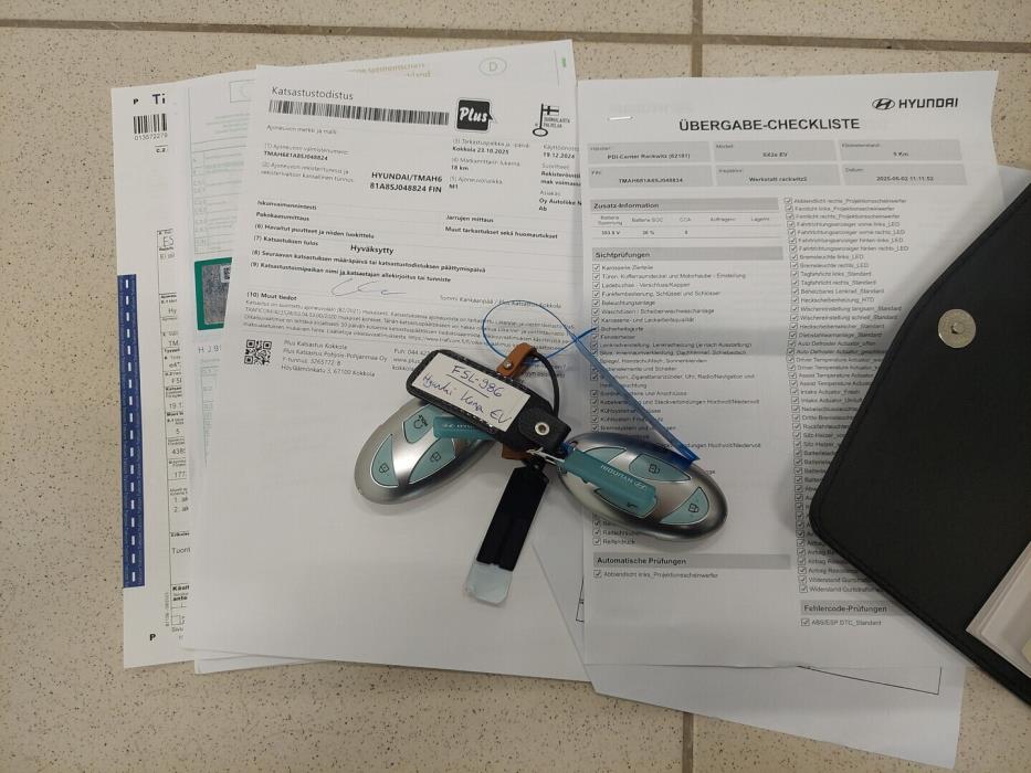 HYUNDAI KONA ELECTRIC 2025