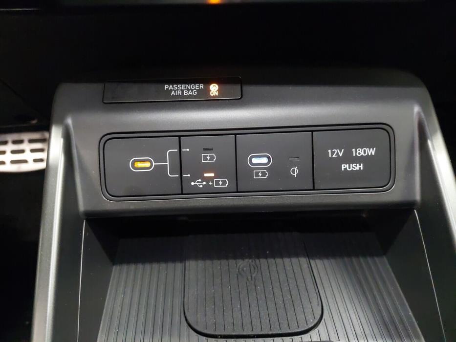 HYUNDAI KONA ELECTRIC 2025