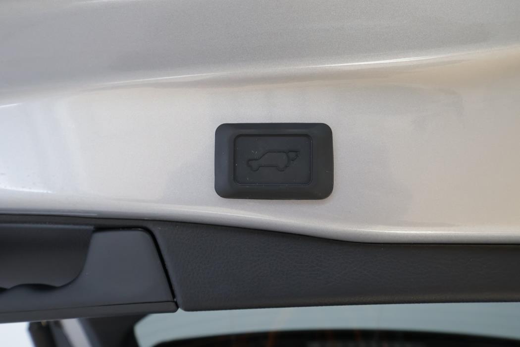 TOYOTA RAV4 Plug-in 2025