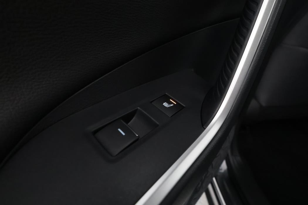 TOYOTA RAV4 PLUG-IN 2024