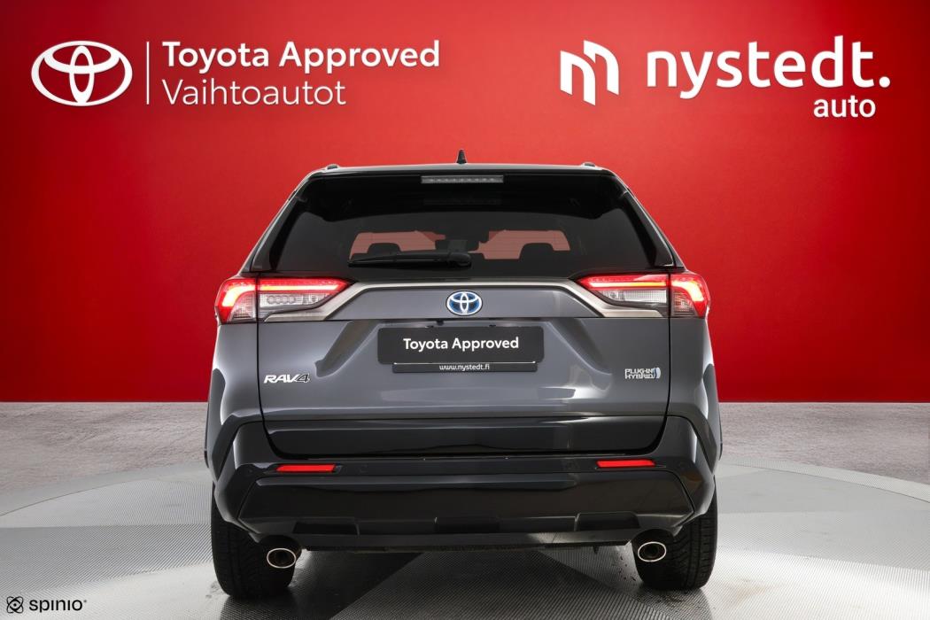 TOYOTA RAV4 PLUG-IN 2024