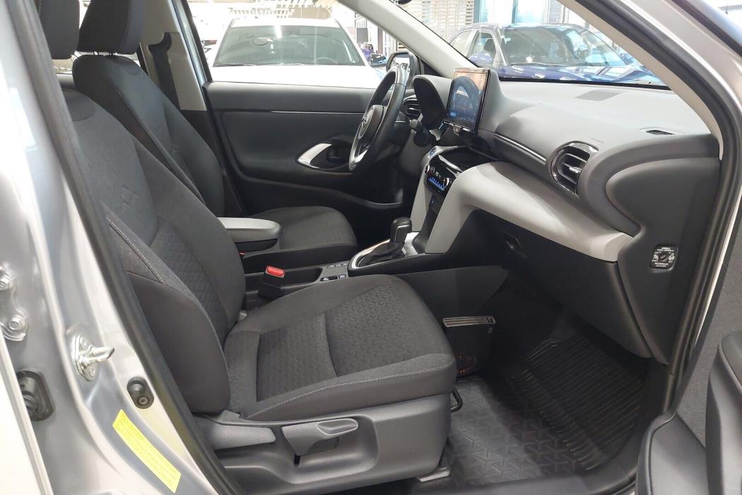 TOYOTA Yaris Cross 2022