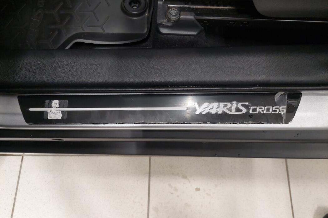 TOYOTA Yaris Cross 2022