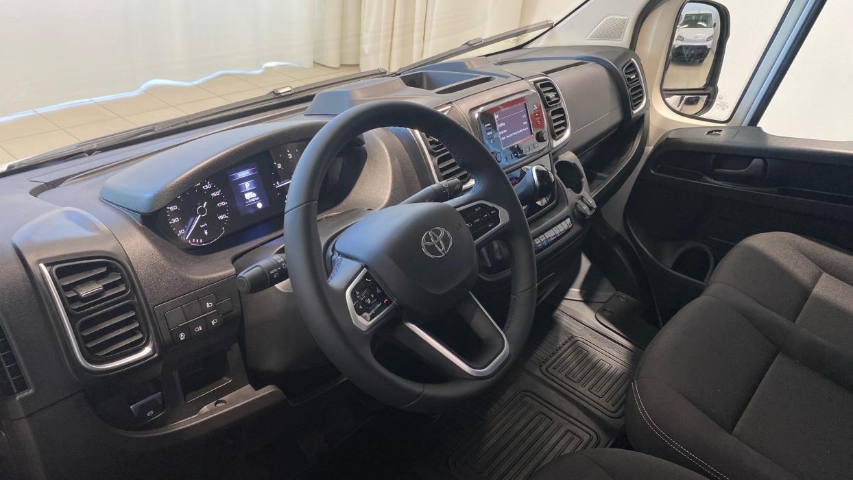 TOYOTA Proace MAX 2024
