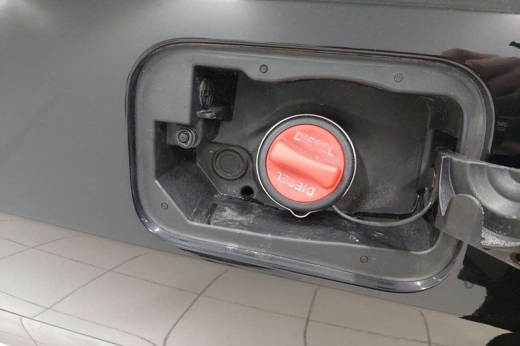 MERCEDES-BENZ E 2009