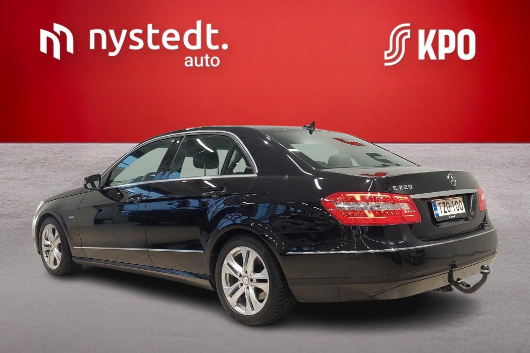 MERCEDES-BENZ E 2009