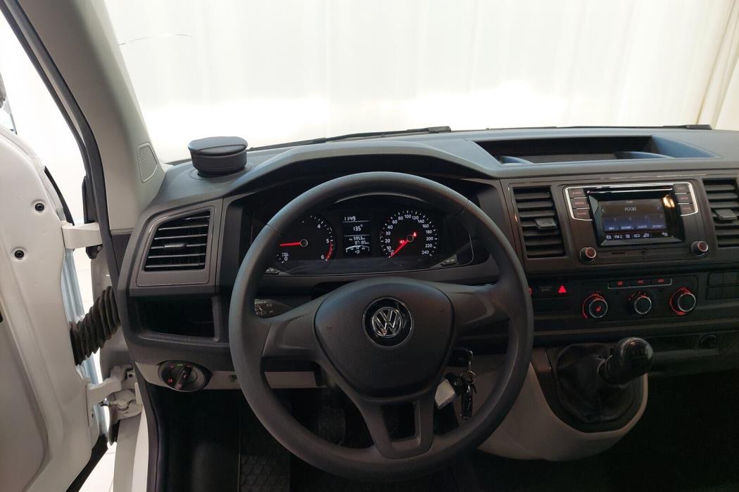 VOLKSWAGEN Transporter 2017