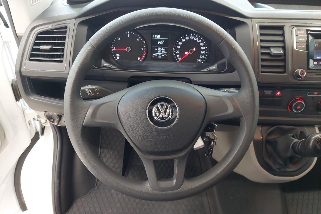 VOLKSWAGEN Transporter 2017