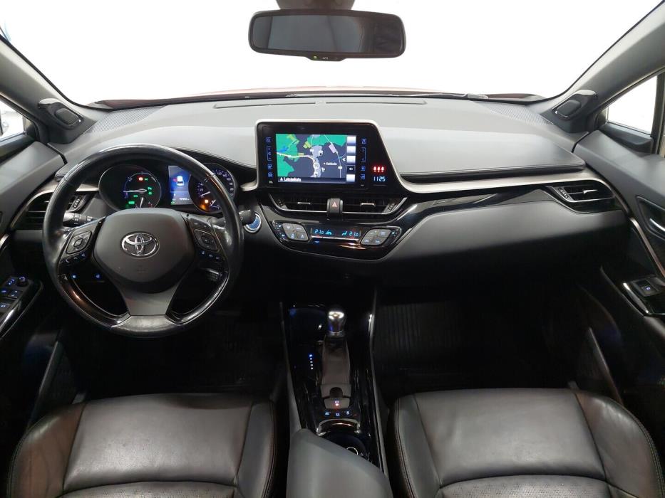 TOYOTA C-HR 2018