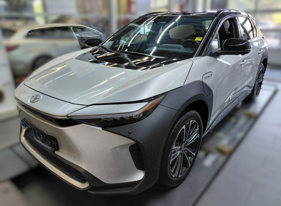 TOYOTA BZ4X 2022