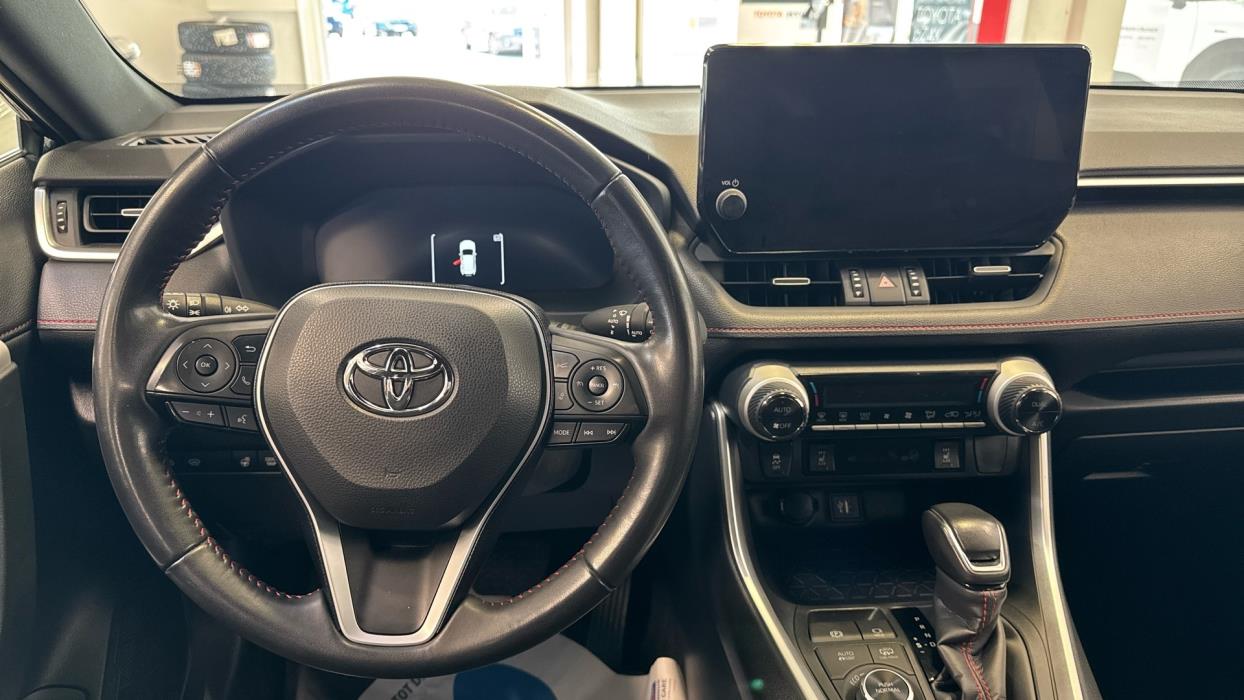 TOYOTA RAV4 PLUG-IN 2023