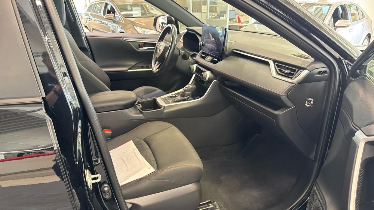 TOYOTA RAV4 PLUG-IN 2023