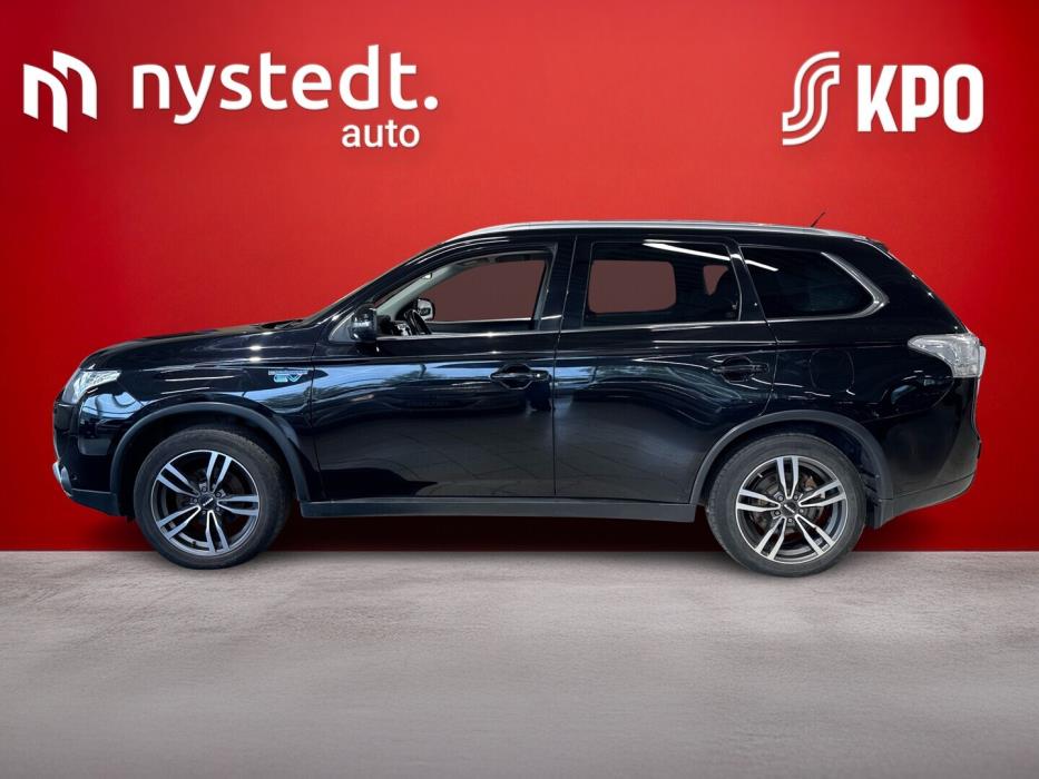 MITSUBISHI Outlander PHEV 2015