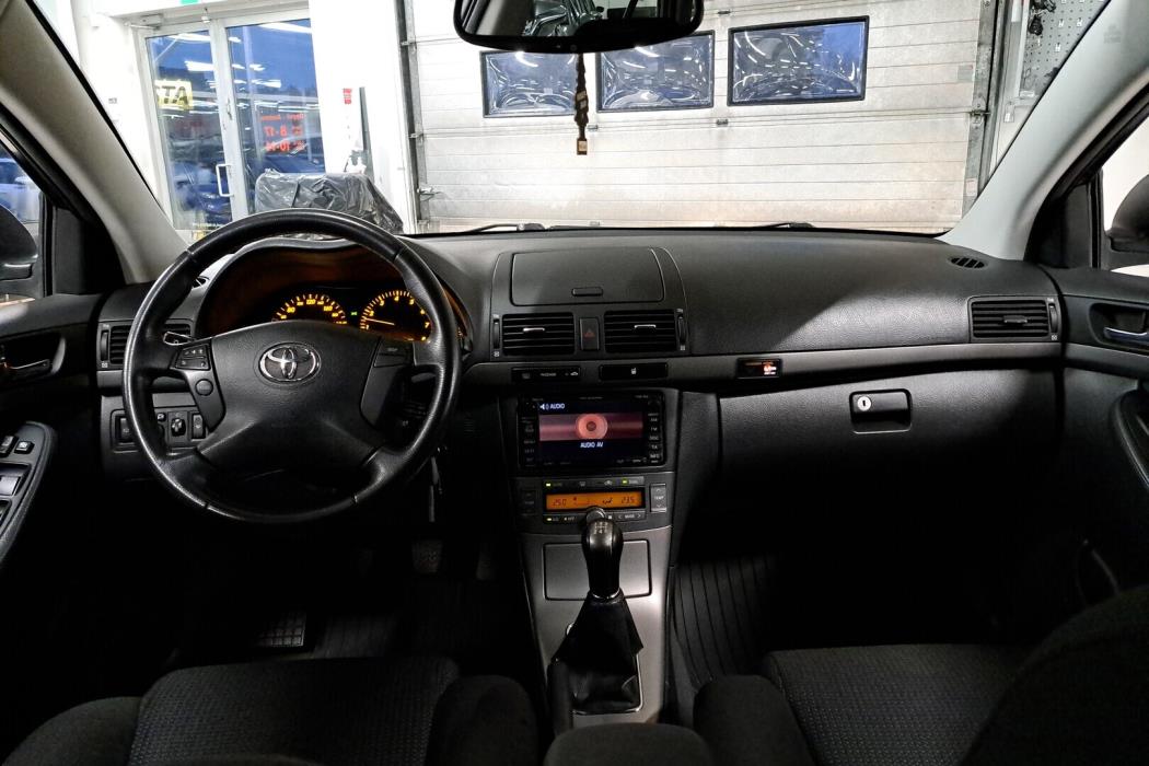 TOYOTA Avensis 2008