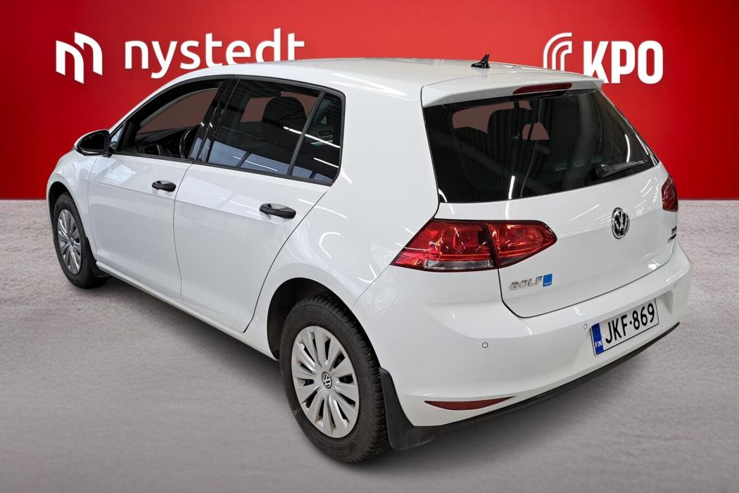 VOLKSWAGEN Golf 2016