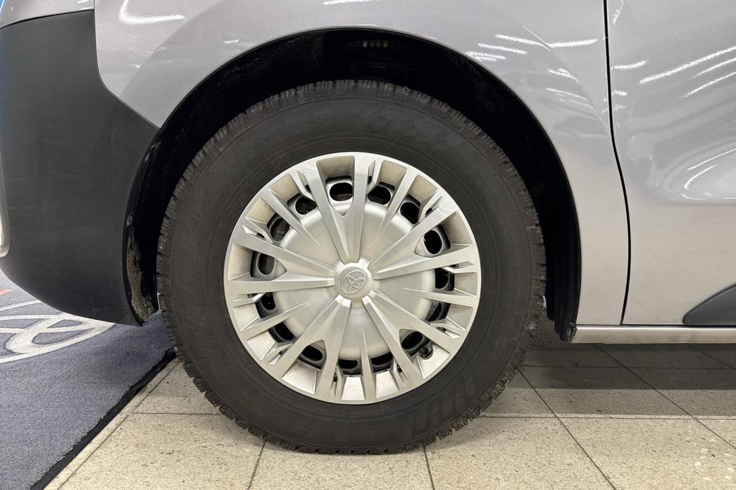 TOYOTA Proace EV 2025