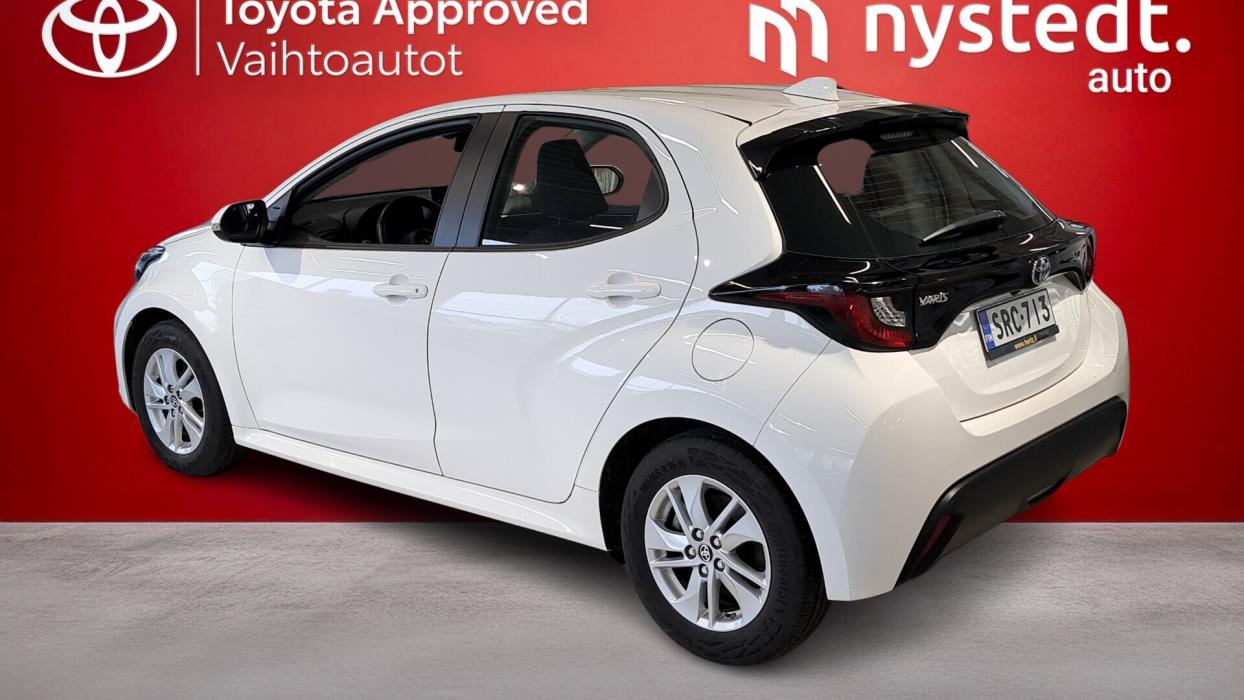 TOYOTA Yaris 2024
